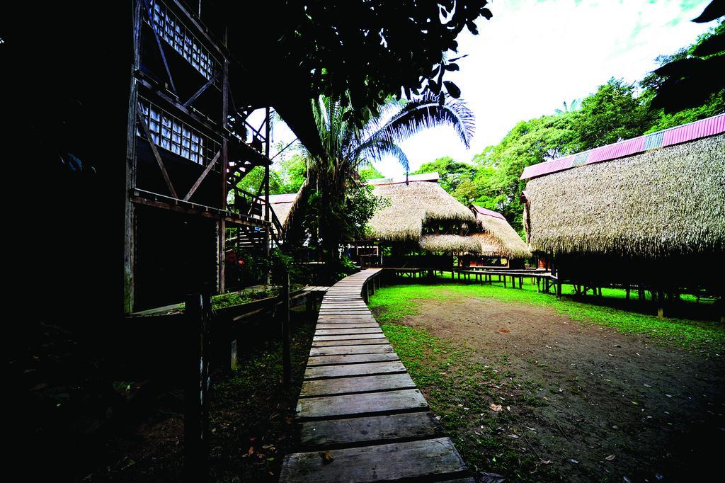 Jamu Lodge Puerto Montufar Екстериор снимка