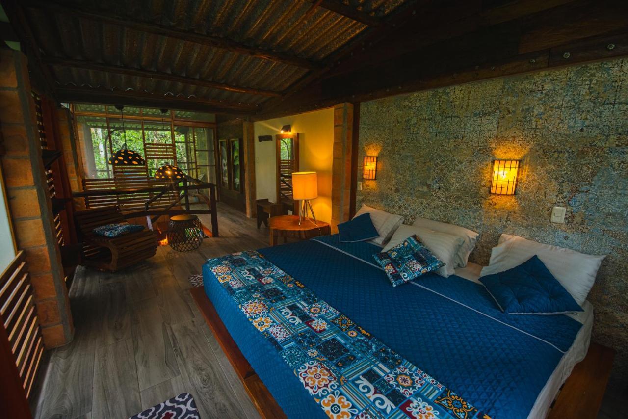 Jamu Lodge Puerto Montufar Екстериор снимка
